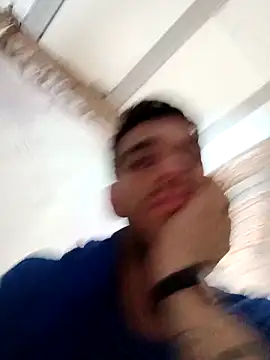 Snapshot of jhonyhot9292 chatting on September 27, 7:19 pm jhonyhot9292 online show from September 27, 7:19 pm