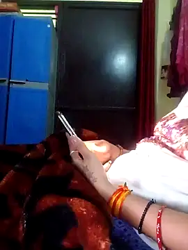 Snapshot of Sexy-Mona2 chatting on January 22, 11:56 am Sexy-Mona2 online show from January 22, 11:56 am