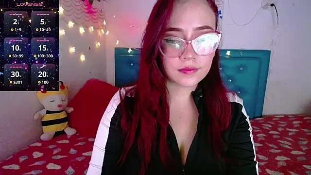 zarquita99 online show from February 5, 12:42 am