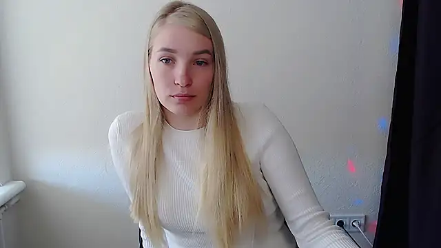 Queen ofLove online show from April 15, 7:59 am