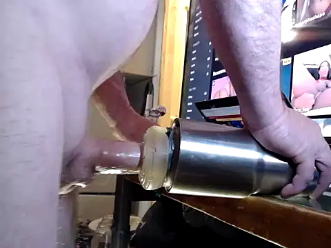 Snapshot of d0pefiend chatting on January 27, 7:35 am d0pefiend online show from January 27, 7:35 am