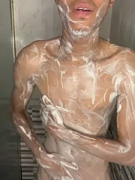 Ryan-hot online show from May 25, 9:21 pm