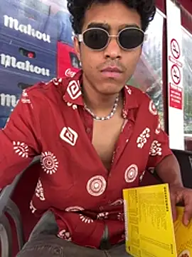 Snapshot of Ryan-hot chatting on July 17, 2:13 pm Ryan-hot online show from July 17, 2:13 pm