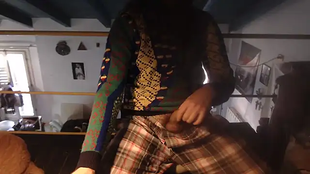 contemptumundi888 online show from December 12, 9:51 am