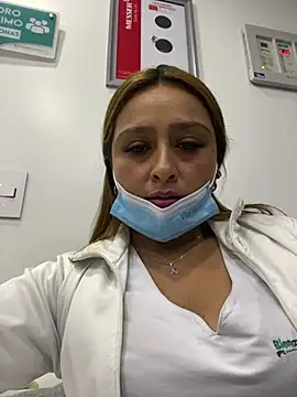 Snapshot of Keittly_ chatting on December 28, 1:08 am Keittly online show from December 28, 1:08 am
