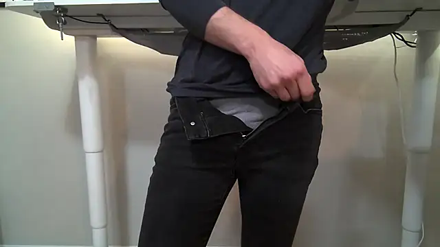 Snapshot of katbot chatting on December 18, 5:10 pm katbot online show from December 18, 5:10 pm