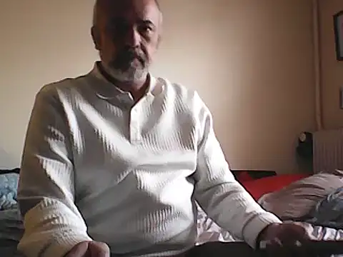 Snapshot of GayPourToi chatting on February 18, 11:00 am GayPourToi online show from February 18, 11:00 am