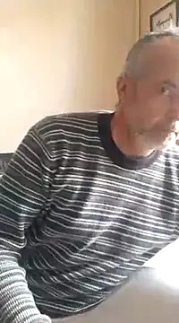 Snapshot of GayPourToi chatting on March 2, 5:14 pm GayPourToi online show from March 2, 5:14 pm