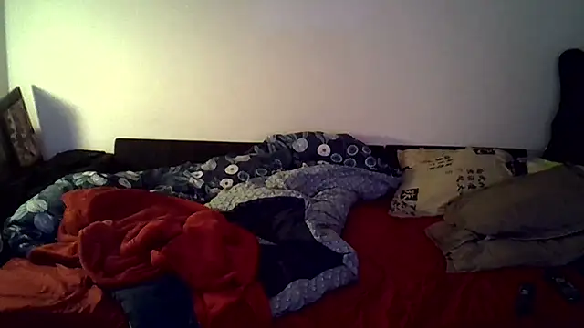 Snapshot of GayPourToi chatting on October 4, 9:13 pm GayPourToi online show from October 4, 9:13 pm