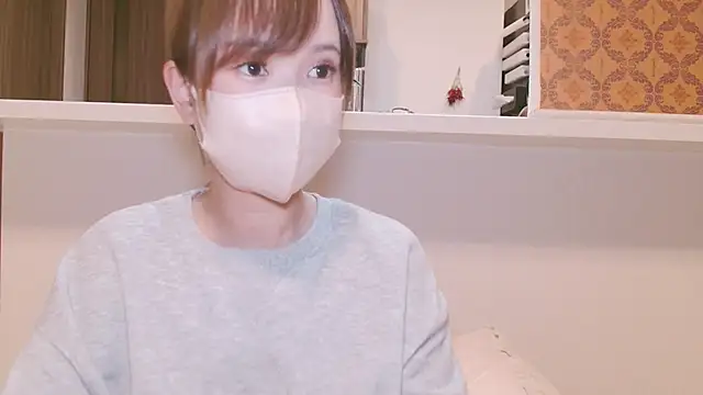  hina chan  online show from May 11, 2:23 pm