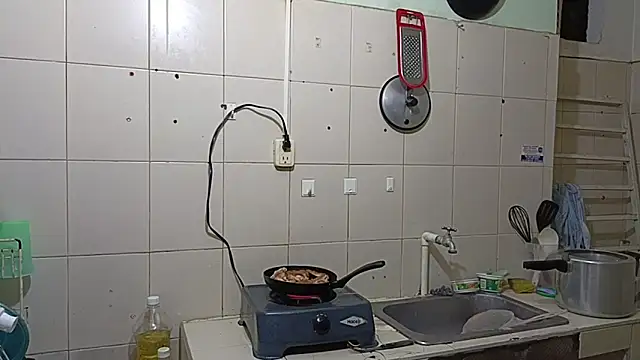 luxandracon23 online show from March 19, 4:02 pm