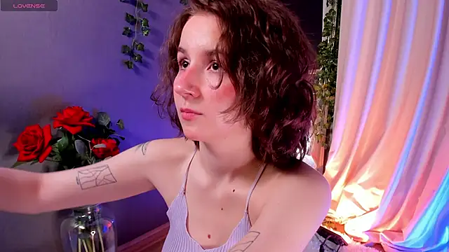 Snapshot of mind_game chatting on February 26, 5:31 am mind game online show from February 26, 5:31 am