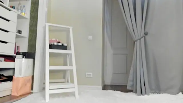 Baby Jewel online show from November 7, 11:10 am