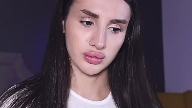 Kim Oberlin  online show from September 21, 3:57 pm