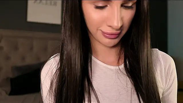 Kim Oberlin  online show from October 16, 11:55 am