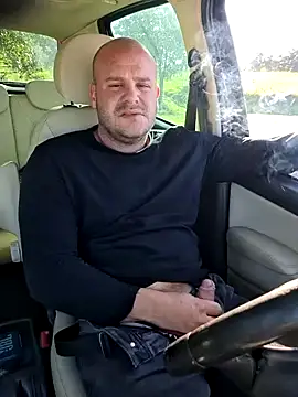 Snapshot of BrazilianDad chatting on December 20, 1:22 pm BrazilianDad online show from December 20, 1:22 pm