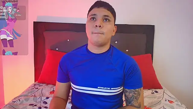 couple lovelyds online show from March 15, 9:10 pm