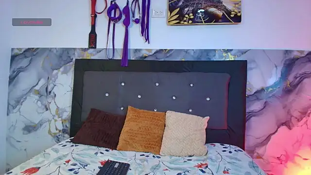 couple lovelyds online show from April 10, 9:08 pm