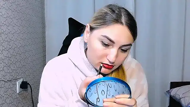 JaneLaJewel online show from October 30, 7:25 pm