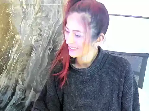 Snapshot of catt_evans1 chatting on December 24, 6:33 am catt evans1 online show from December 24, 6:33 am