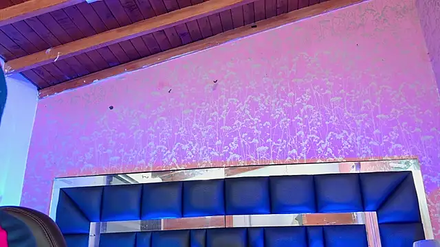 Sofia martiin online show from October 9, 3:04 am