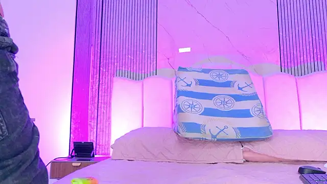 Snapshot of Sofia_martiin chatting on February 25, 3:05 am Sofia martiin online show from February 25, 3:05 am