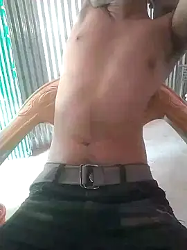 Snapshot of cutetaraaarhjn chatting on December 20, 6:29 am cutetaraaarhjn online show from December 20, 6:29 am