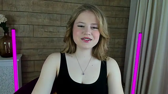 SelinSwarovski online show from March 14, 4:30 pm