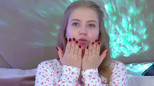 SelinSwarovski online show from October 5, 4:05 pm