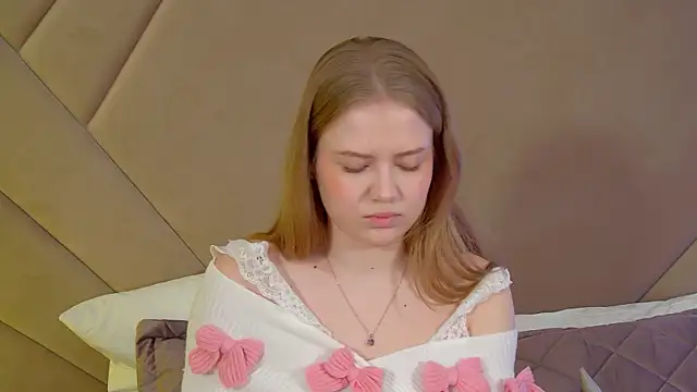 SelinSwarovski online show from December 20, 8:38 pm