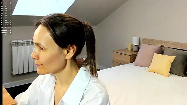 Lillian White online show from February 22, 7:34 am