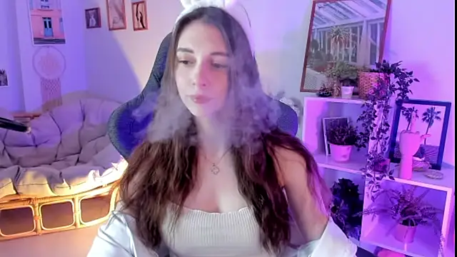 AveAngela online show from December 22, 6:17 am