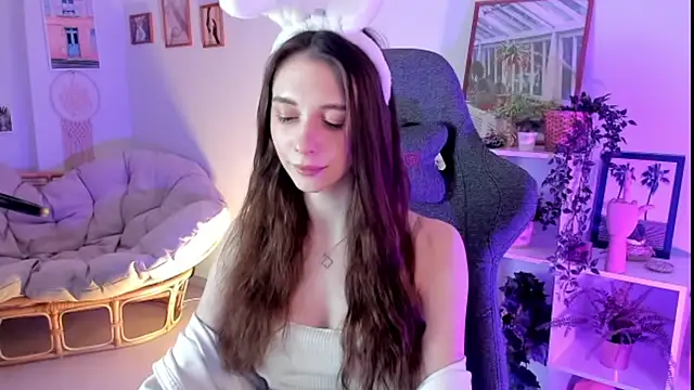 AveAngela online show from December 22, 9:22 am