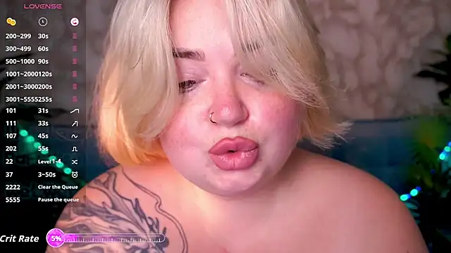 ZaraReignn online show from October 9, 8:07 pm