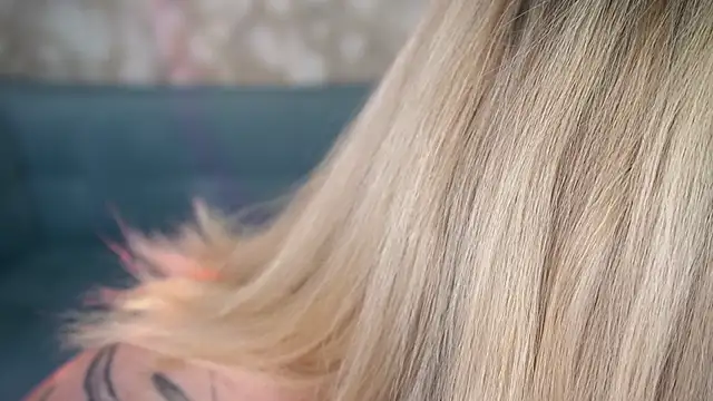 ZaraReignn online show from April 15, 7:58 pm