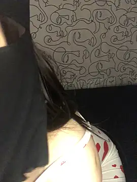 Qamarr online show from June 24, 11:37 pm