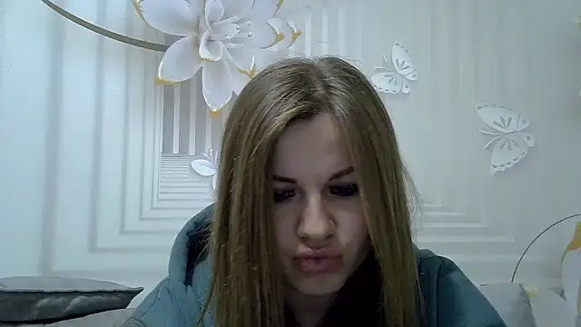 TinaFun4u online show from March 14, 12:10 am