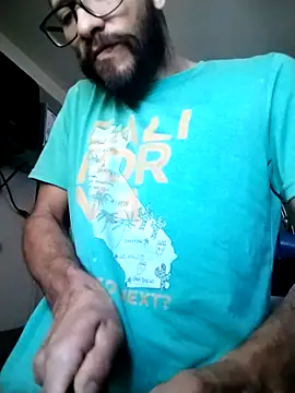 Snapshot of hairyserious chatting on December 10, 1:55 pm hairyserious online show from December 10, 1:55 pm