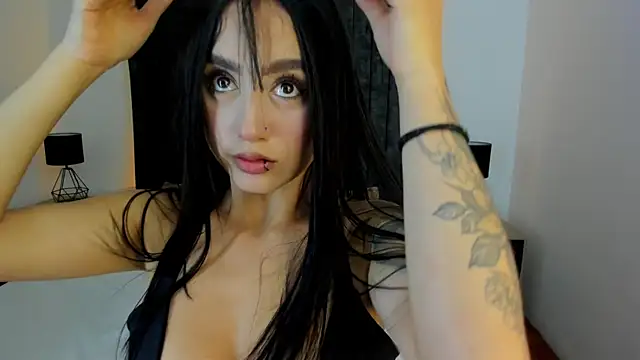 NataGarcia online show from November 21, 4:27 pm