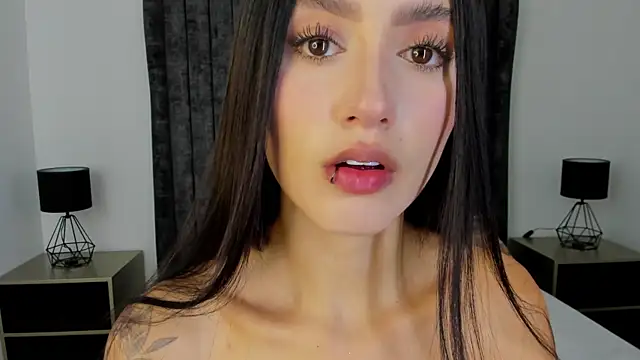 NataGarcia online show from December 16, 3:28 pm