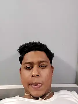 Snapshot of sailord chatting on December 23, 9:40 pm sailord online show from December 23, 9:40 pm