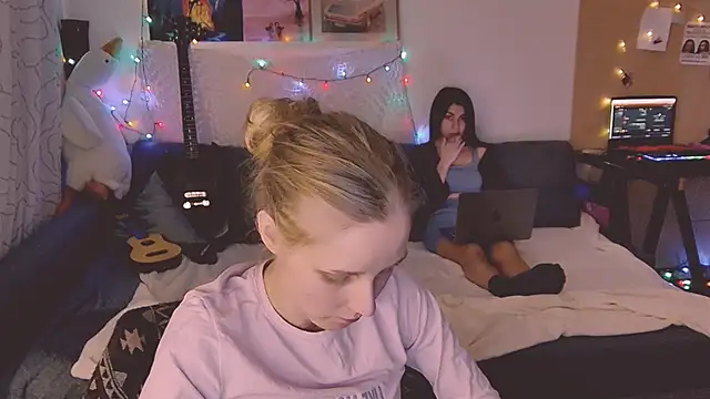 KatiKate online show from February 25, 11:22 pm