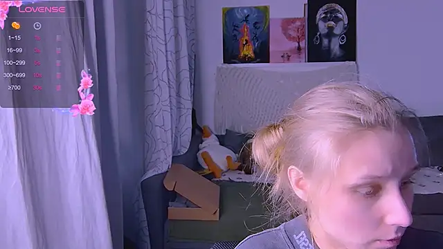 KatiKate online show from March 20, 4:53 pm