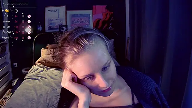 Snapshot of KatiKate chatting on May 29, 12:19 am KatiKate online show from May 29, 12:19 am