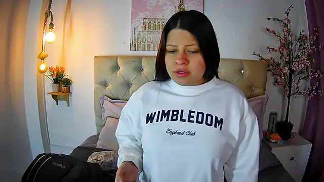 ShyVibes  online show from February 8, 7:28 pm