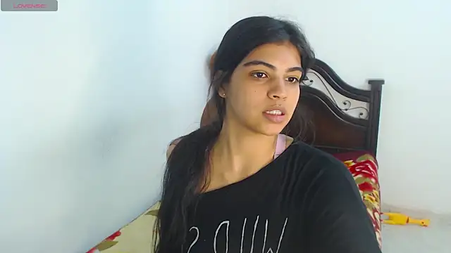 Pocahontas Princess  online show from December 3, 8:06 pm