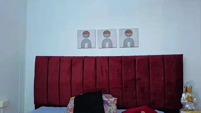 selena castillo online show from November 27, 1:13 pm