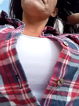 celeste-30  online show from March 15, 1:29 pm