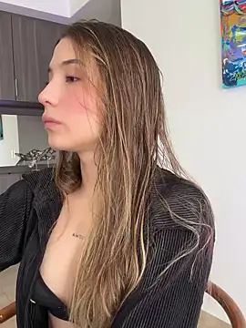 SophieRaily  online show from February 21, 2:06 pm