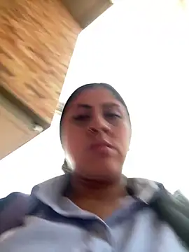 Snapshot of girl_anni chatting on March 17, 10:38 pm girl anni online show from March 17, 10:38 pm